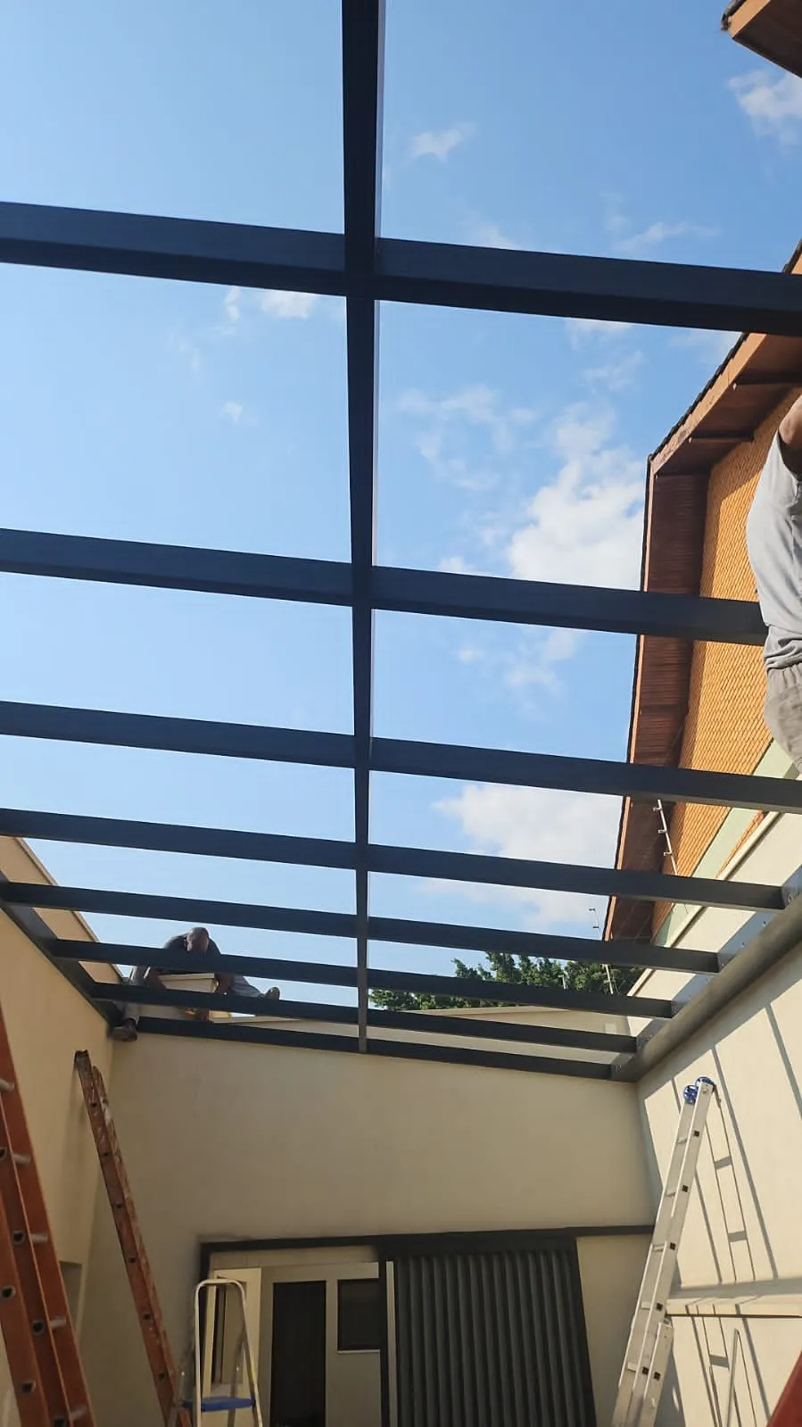 Empresa de esquadrias de alumínio